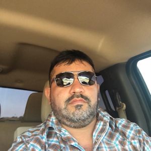 Meet your Posher, Carlos